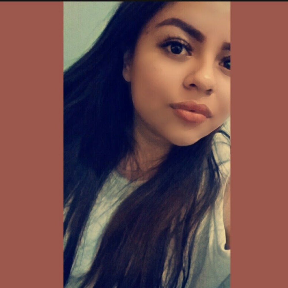 Meet your Posher, Adriana